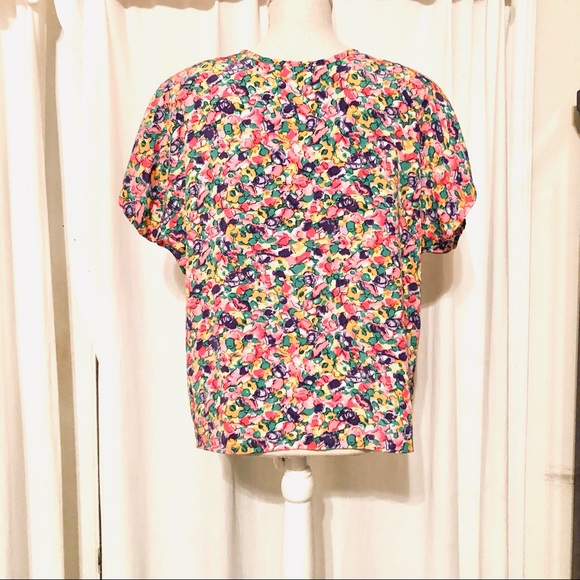 Diversity Multi-Colored Flower Blouse in Large - Picture 5 of 7